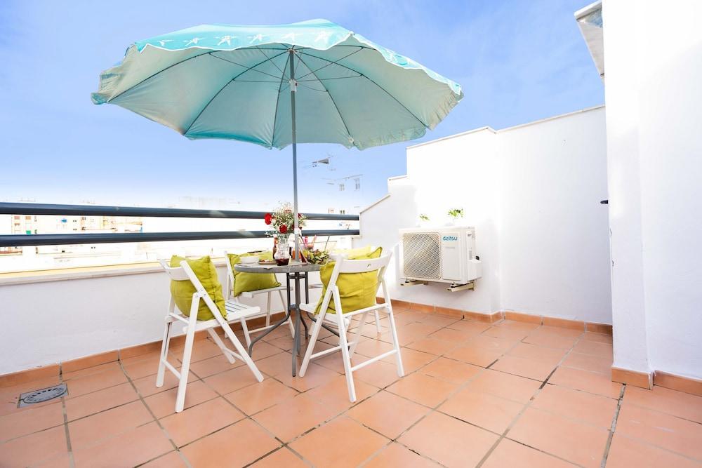 Holidays2Malaga Juan De Mena Apartments Экстерьер фото